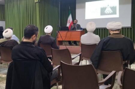 «حضور مؤثر طلاب در فضای مجازی» بررسی شد