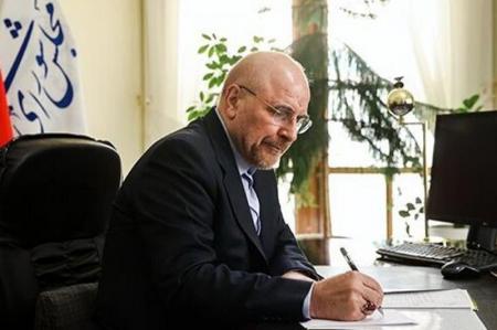 قالیباف شهادت فرزند شهید نورعلی شوشتری را تسلیت گفت