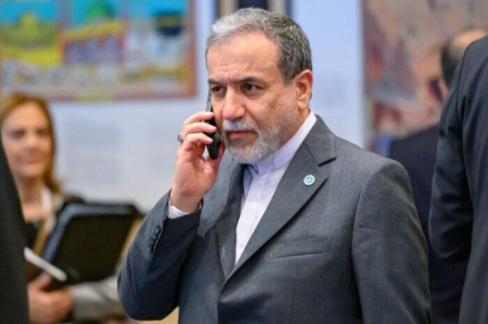 عراقچی: برگزاری نشست شورای امنیت، فرار رو به جلو است