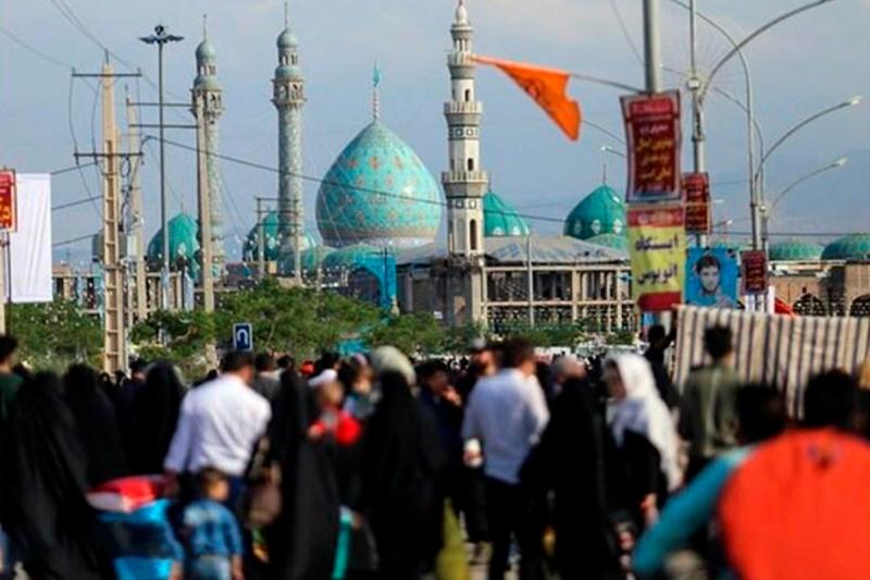 فیلم | پیاده روی زائران در طریق‌المهدی(عج) به سمت مسجد جمکران