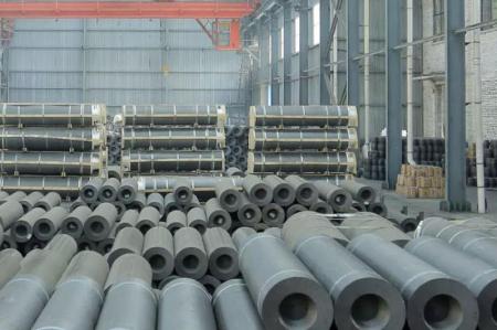 افتتاح کارخانه تولید الکترود گرافیتی ایران و خاورمیانه در اردکان