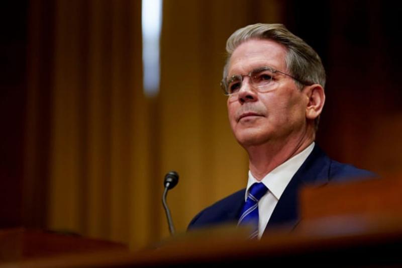 جانستون: واشنگتن برای ایجاد ناآرامی، اقتصاد ایران را هدف گرفت