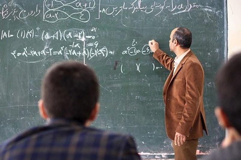 مجوز مجلس برای به‌کارگیری ۱۰ هزار معلم بازنشسته و حق‌التدریس