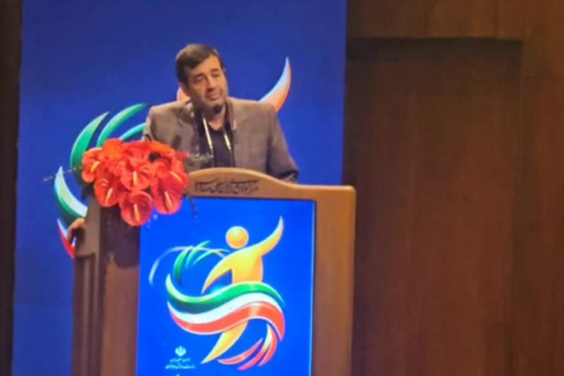 بعد از انقلاب وضعیت ورزش بهتر شده است