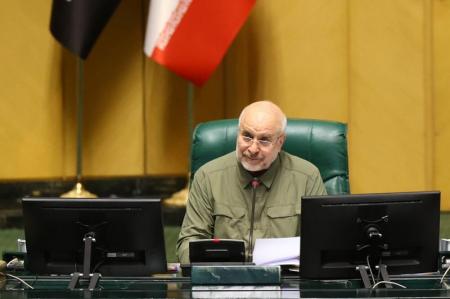 افزایش قیمت نان و بنزین در سال آینده صحت ندارد