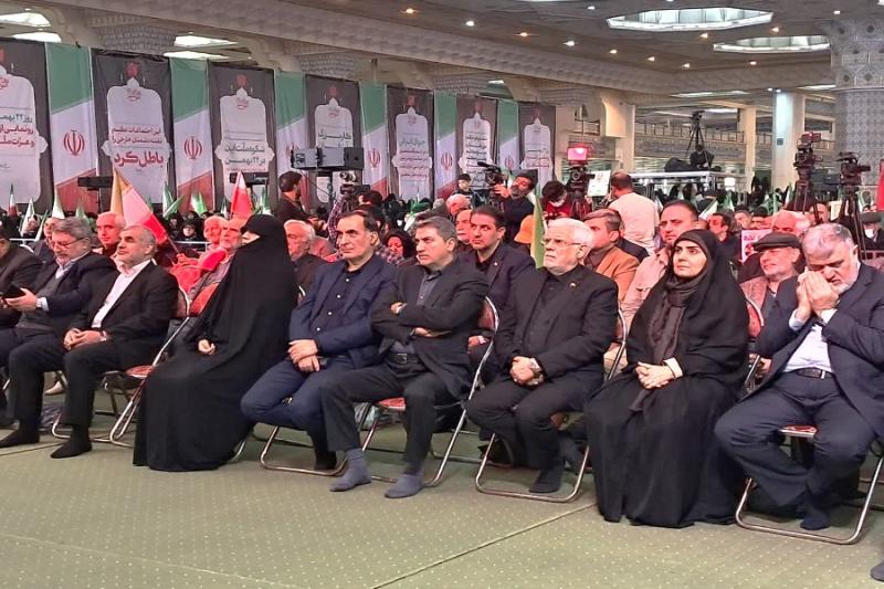 برگزاری مراسم چهلم شهدا و جانباختگان اغتشاشات + فیلم 