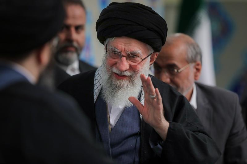 کمک ۵ میلیارد تومانی رهبر انقلاب برای آزادی زندانیان نیازمند