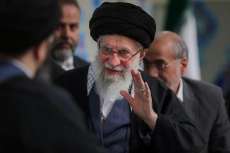 کمک ۵ میلیارد تومانی رهبر انقلاب برای آزادی زندانیان نیازمند