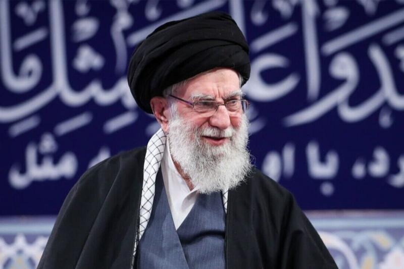 شجاعت و صلابت رهبر انقلاب از زبان محقق برجسته تاجیک