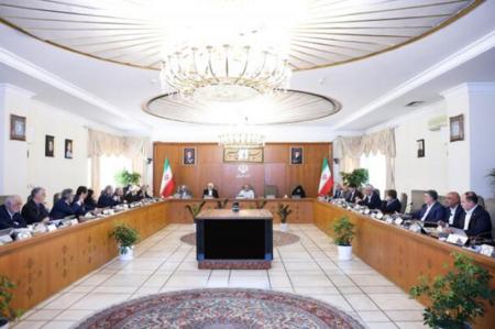 وزرا باید در دانشگاه‌ها حاضر شوند