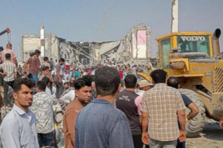 ۶۰ شهید خردسال و ۸۰ مصدوم در اصابت موشک دشمن به مدرسه میناب