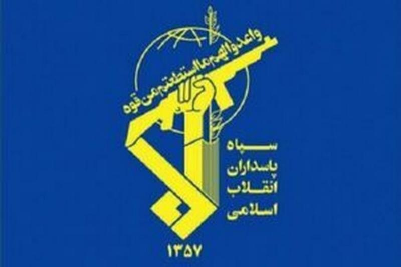 سپاه: ناو پشتیبانی رزمی MST آمریکا مورد اصابت شدید موشک‌های نیروی دریایی سپاه قرار گرفت
