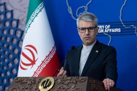 آمریکا و اسرائیل دیوانه وار مناطق مسکونی، بیمارستان‌ها و مدارس را هدف می‌گیرند