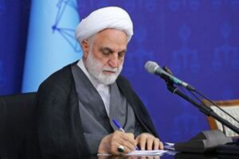 اژه ای: با هر اقدام همسو با دشمن قاطعانه برخورد می‌کنیم