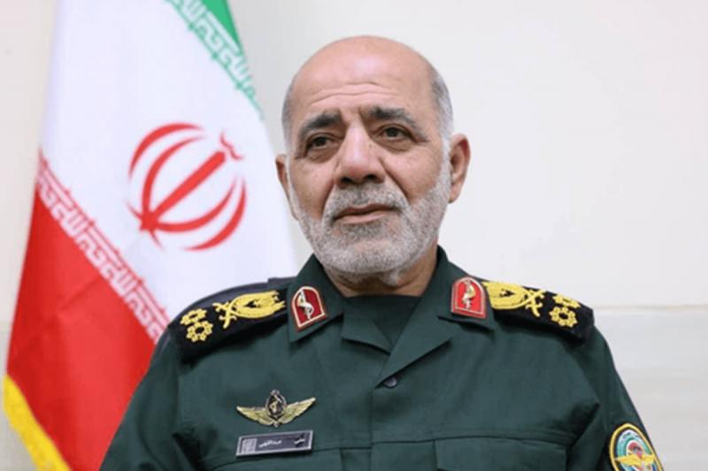 سردار تنگسیری با شمشیر کوبنده، دشمنان را تحقیر کرد