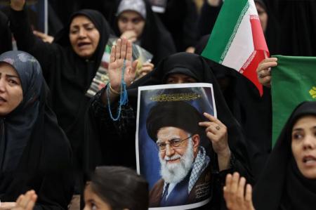 بعثت خون در چهلمین روز فراق رهبر شهید