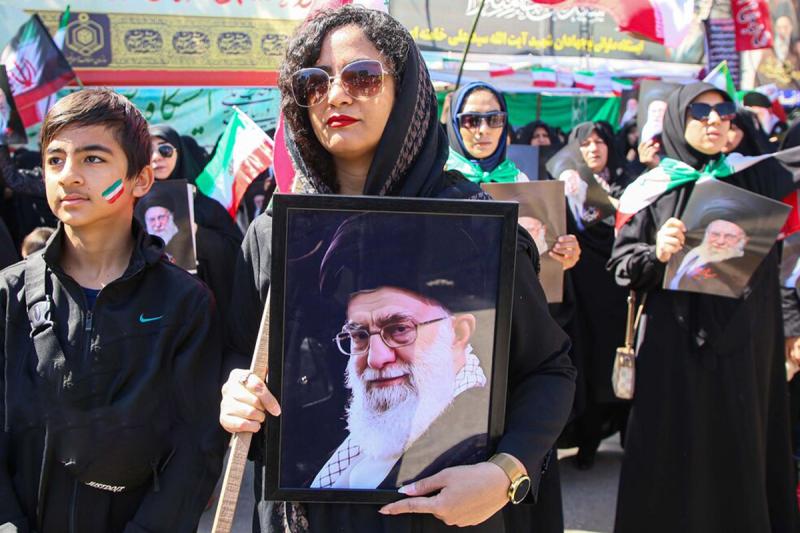 ۲ سمفونی رهبر شهید و شهدای میناب تولید می‌شود