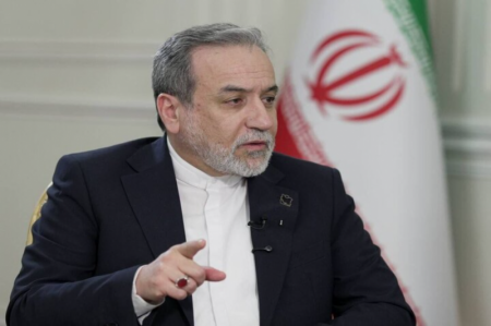 عراقچی: می‌دانیم چگونه از خود دفاع کنیم