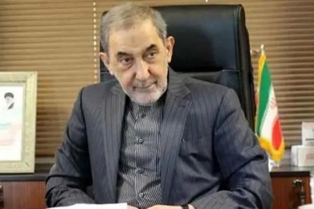 ایران واحد در مقابل جبهه عبری_عربی_آمریکایی ایستاده است