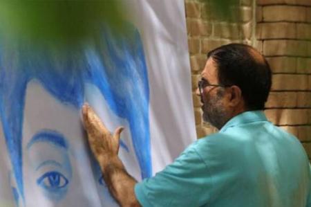 نقاشی تنها شهید جاویدالاثر مدرسه میناب با اثر انگشت + تصاویر 