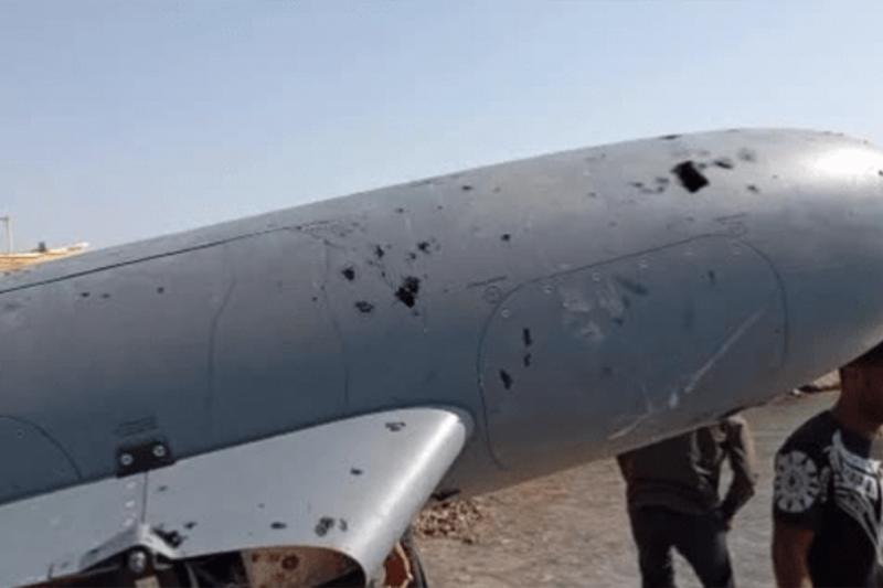 لاشه منهدم شده پهپاد دشمن در تنگه هرمز + فیلم 