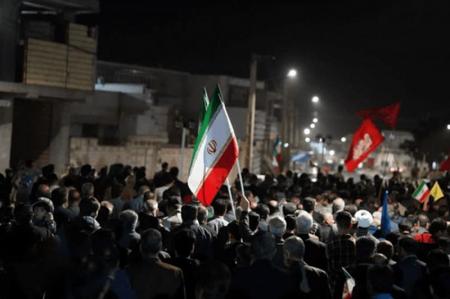 رمز پیروزی، وحدت میان سه سنگر