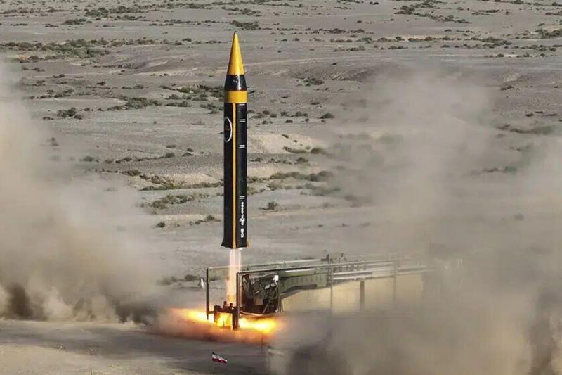 آسمان سرزمین های اشغالی در تصرف موشک های ایران است