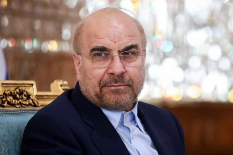 تماس ویدئویی قالیباف با خانواده شهید مدرسه میناب