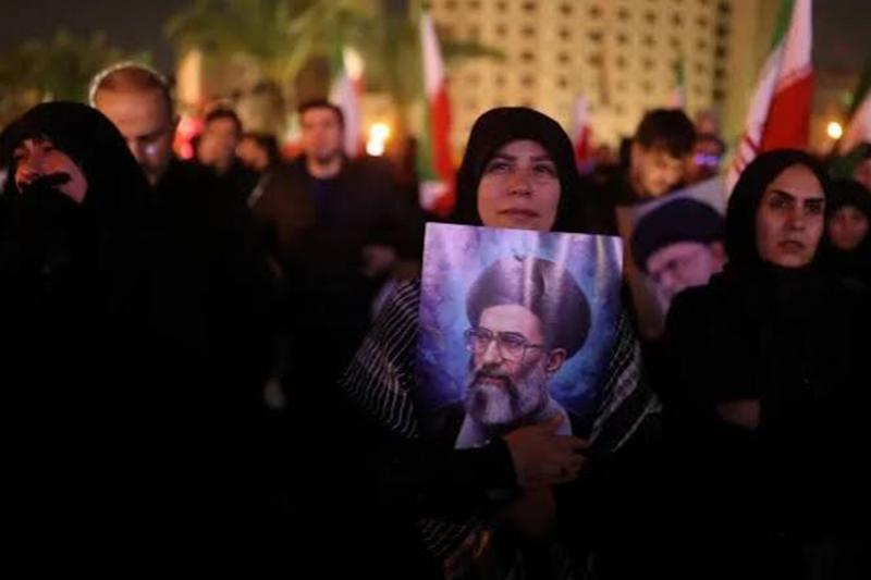 تهران ۱۶ تیر تعطیل و ۱۸ تیر عزای عمومی است