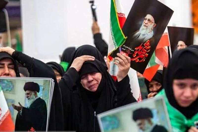 حضور ۱۰۰۰ شخصیت‌ دینی و علمای چهار قاره در تشییع رهبر شهید 