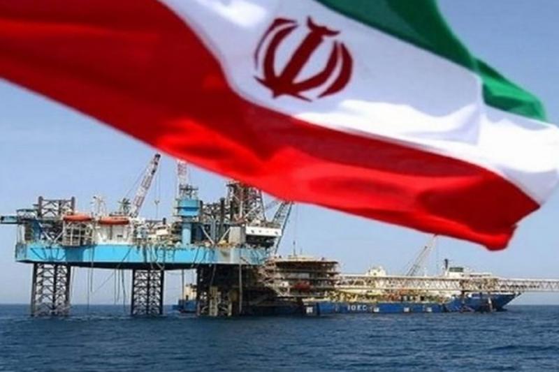 صادرات نفت ایران بدون وقفه ادامه دارد