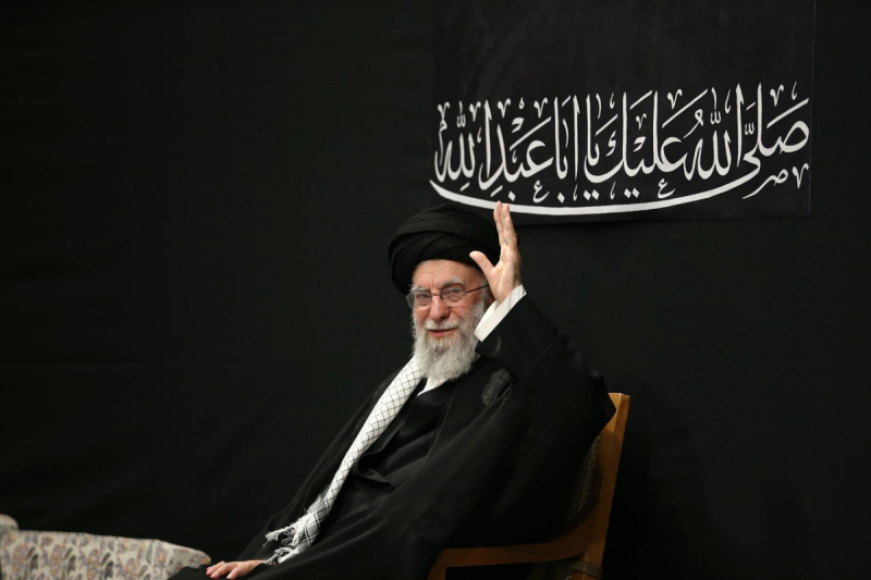 مراسم ختم شب هفتم امام شهید در مهدیه بندرعباس + فیلم 