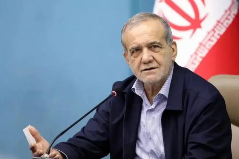 آقایان اژه‌ای و قالیباف با تمام توان دولت را همراهی می‌کنند 