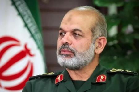 رزمندگان اسلام مسلح‌ترین ارتش جهان را به زانو در آوردند
