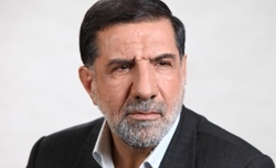 مردم جهت خنثی کردن اهداف دشمن صحنه انتخابات را اداره می کنند