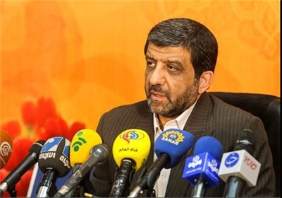 خبر عذرخواهی ضرغامی از عارف کذب است
