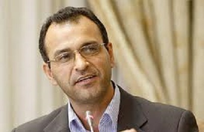 نقدینگی به سمت تولید هدایت شود