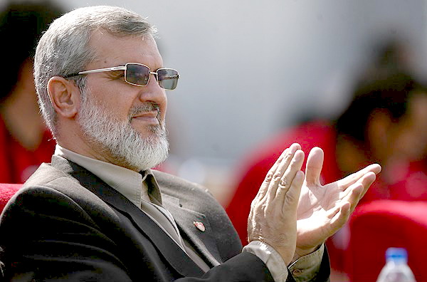عدم همکاری با ستاد انتخاباتی مشایی دلیل برکناری رویانیان؟