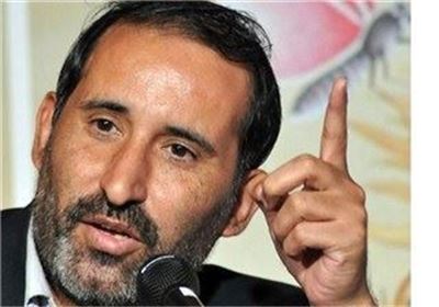علیرضا قزوه برگزیده بخش شعر جایزه قلم زرین شد