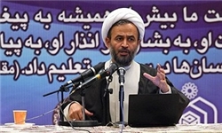 اثر سفره هفت‌سین در استحکام هویت ما با سفره افطار قابل مقایسه نیست