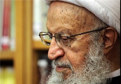 شعر منتشر نشده ای از آیت الله مکارم در رثای امام علی(ع)