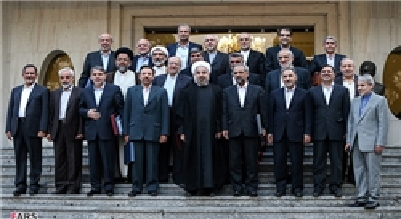 از وعده روحانی تا گران نشدن نرخ تلفن همراه/لغو 10 مصوبه دولت احمدی نژاد