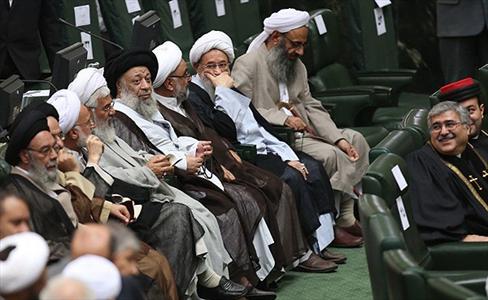 جزئیات دیدار محرمانه عبدالحمید با تعدادی از نزدیکان رئیس جمهور