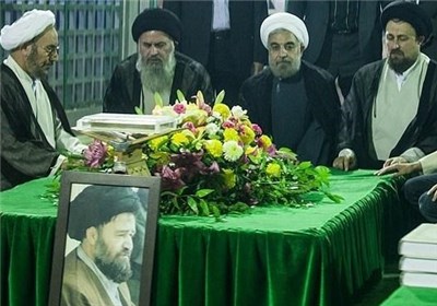 رئیس‌جمهور و اعضای هیئت دولت با آرمان‌های امام راحل تجدید میثاق کردند