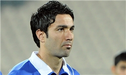 نکونام: مسئول پرسپولیس در حدی نیست درباره‌ام صحبت کند!