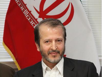 دانشجو در آستانه عزل از ریاست دانشگاه آزاد