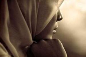 اخراج کارمند کالیفرنیایی به جرم رعایت "حجاب"