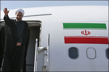 حاشیه های استقبال از روحانی در فرودگاه مهرآباد