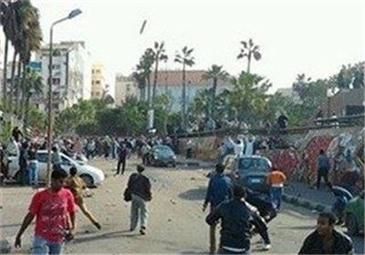 درگیری‌ دانشجویان مخالف و موافق مرسی ۱۴ زخمی بر جای گذاشت