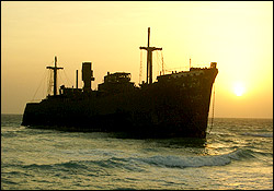 نجات یک فروند نفتکش ایرانی از حمله دزدان دریایی در خلیج عدن
